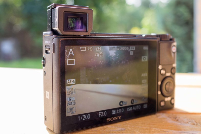 Sony PCK-LM15 LCD Screen Protective Cover For DSC-RX10, DSC-RX100 III, DSC-RX100 IV, DSC-RX100 V, DSC-RX10 II, DSC-RX10 III, DSC-RX1R II, a7 II, a7R II, and a7S II
