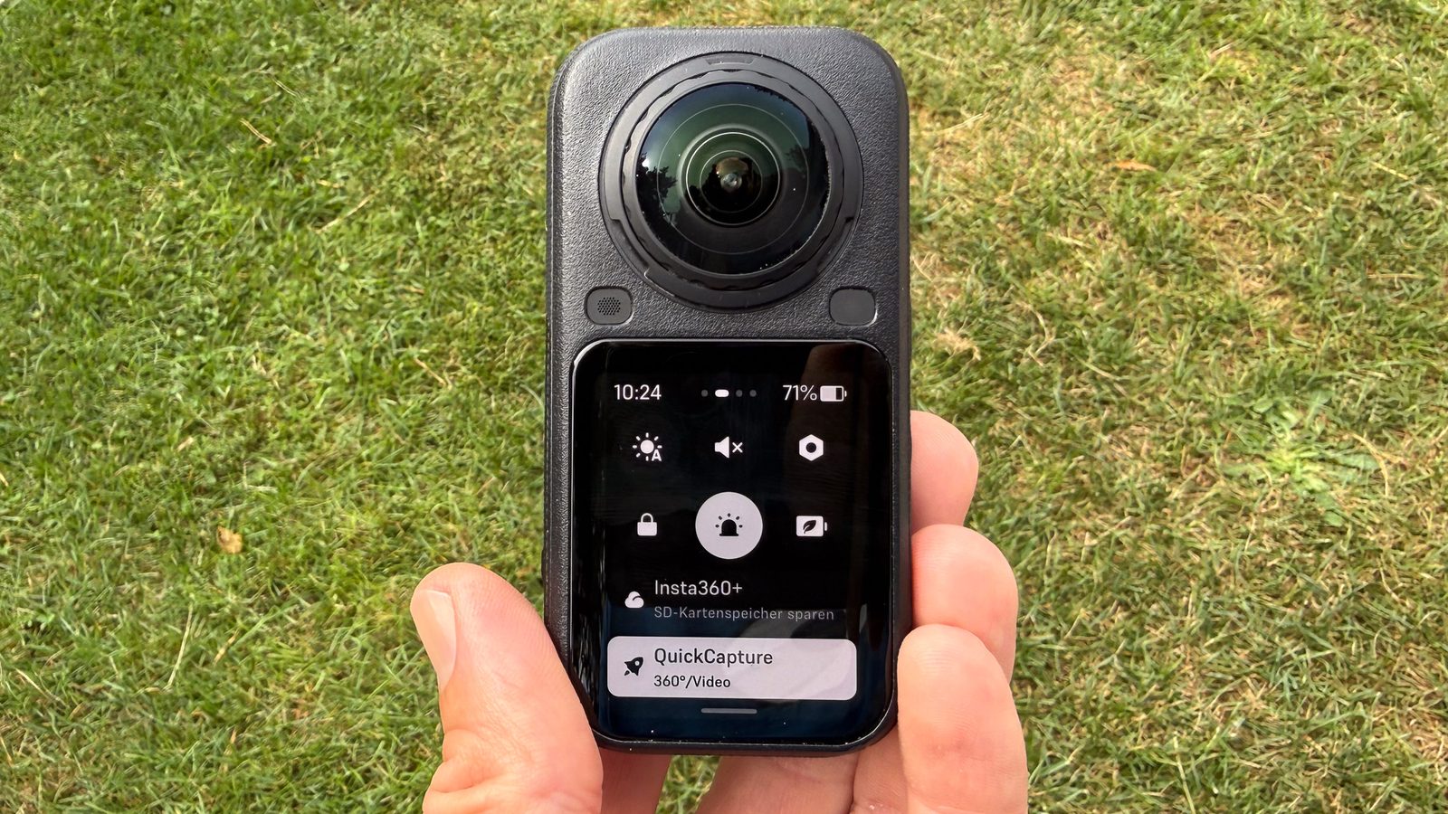Schnelleinstellungen der Insta360 X6 mit aktiviertem QuickCapture für 360-Grad-Video